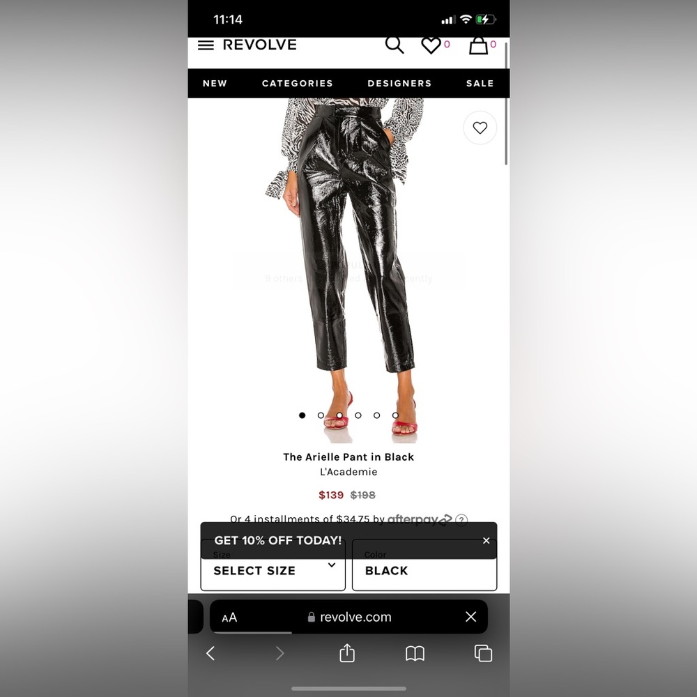 L’Academie arielle pant in black
